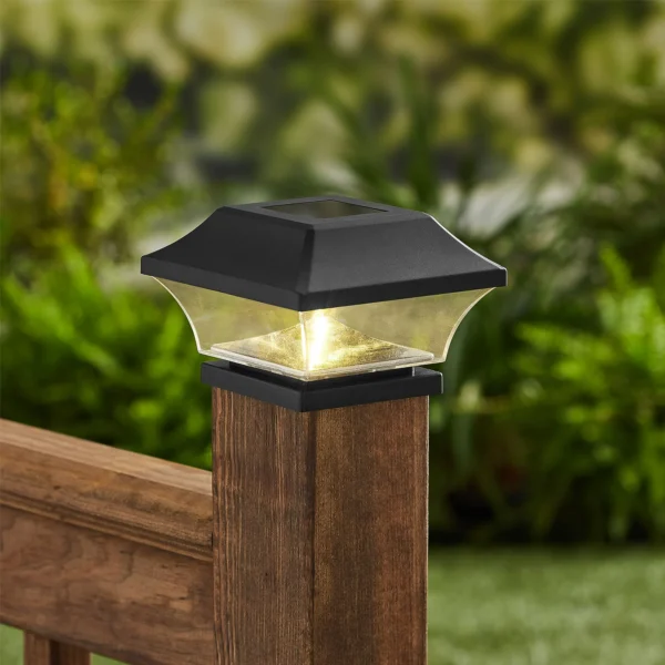 5 Lumen Solar Powered Outdoor Integrated LED Landscape